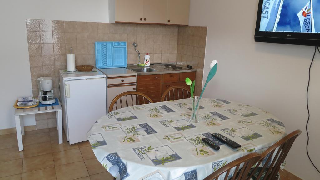 Apartment Josipa Malinska Kültér fotó