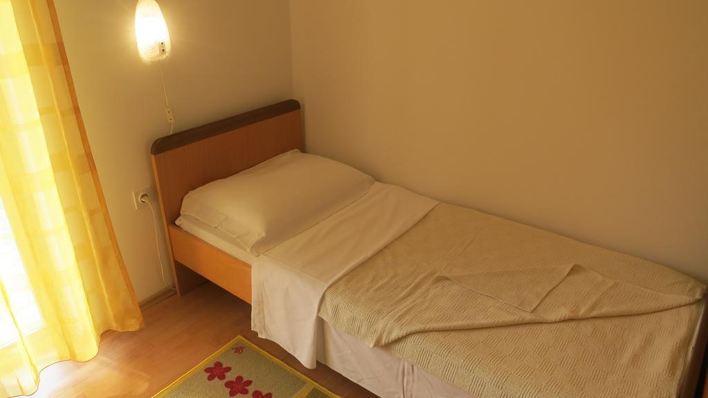 Apartment Josipa Malinska Kültér fotó